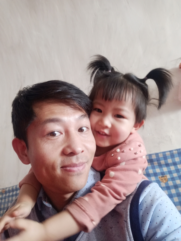 东京塔的第一张照片--内蒙古上门女婿服务网